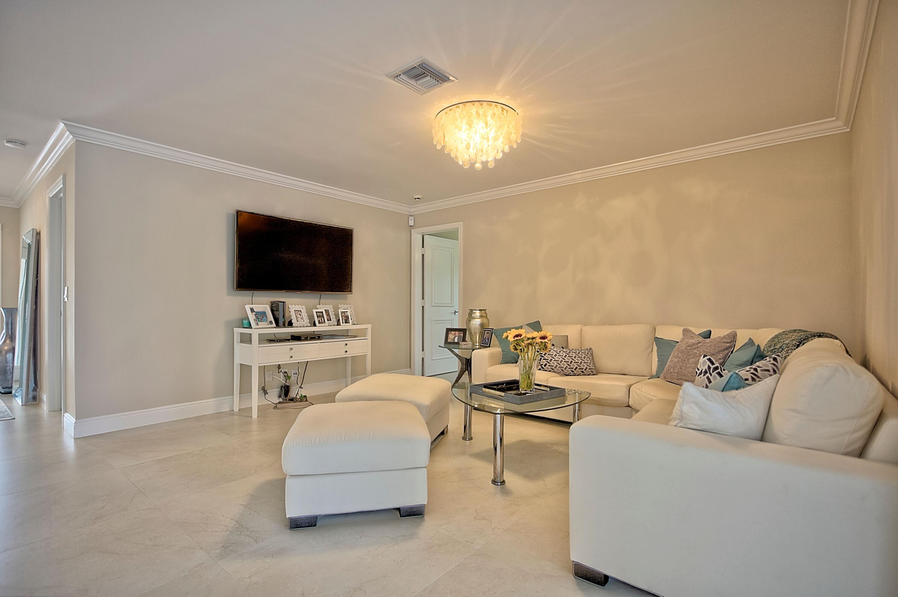 ATLANTIS 8 CITY OF - Residential