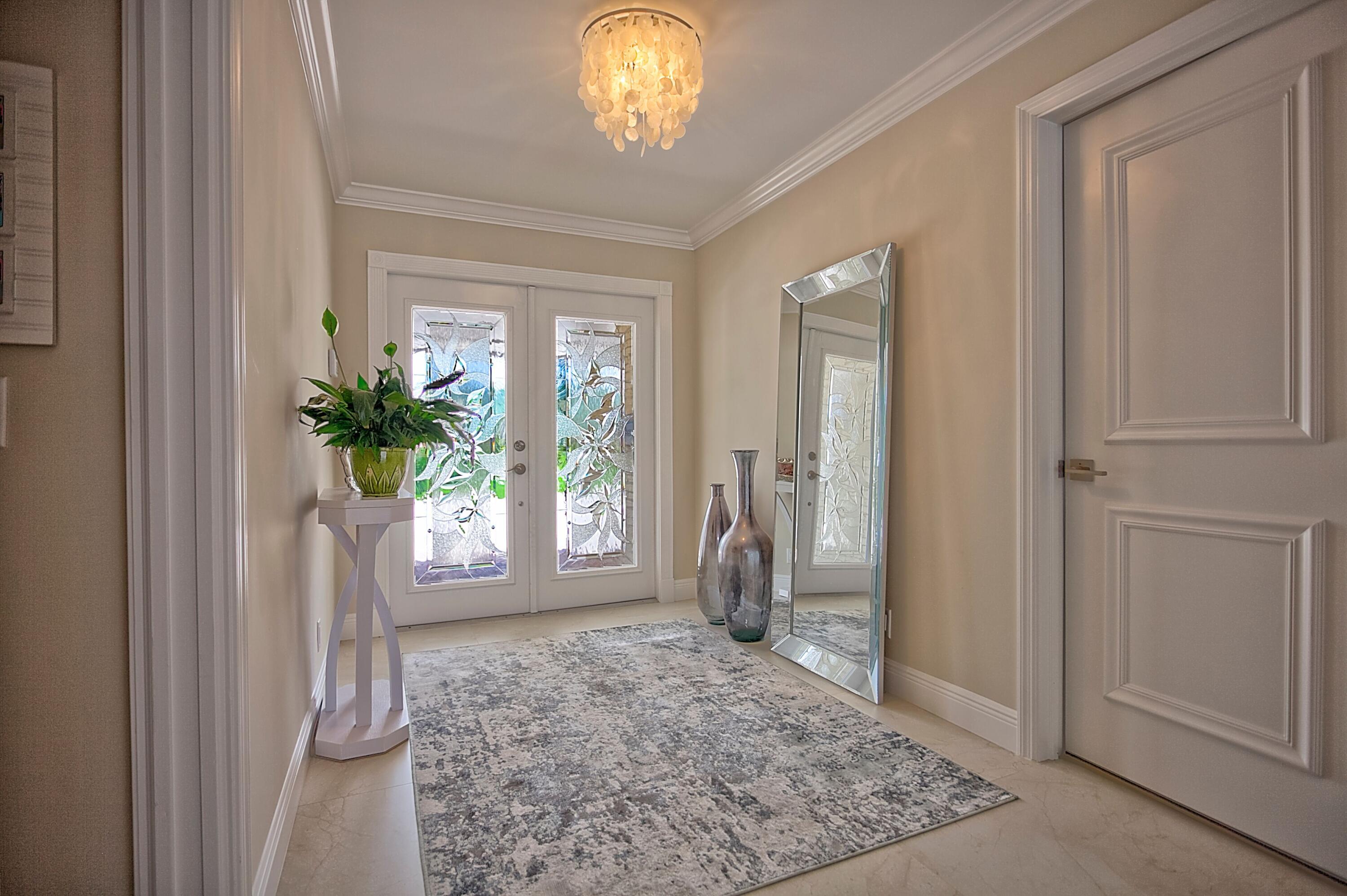 455 S Country Club Drive