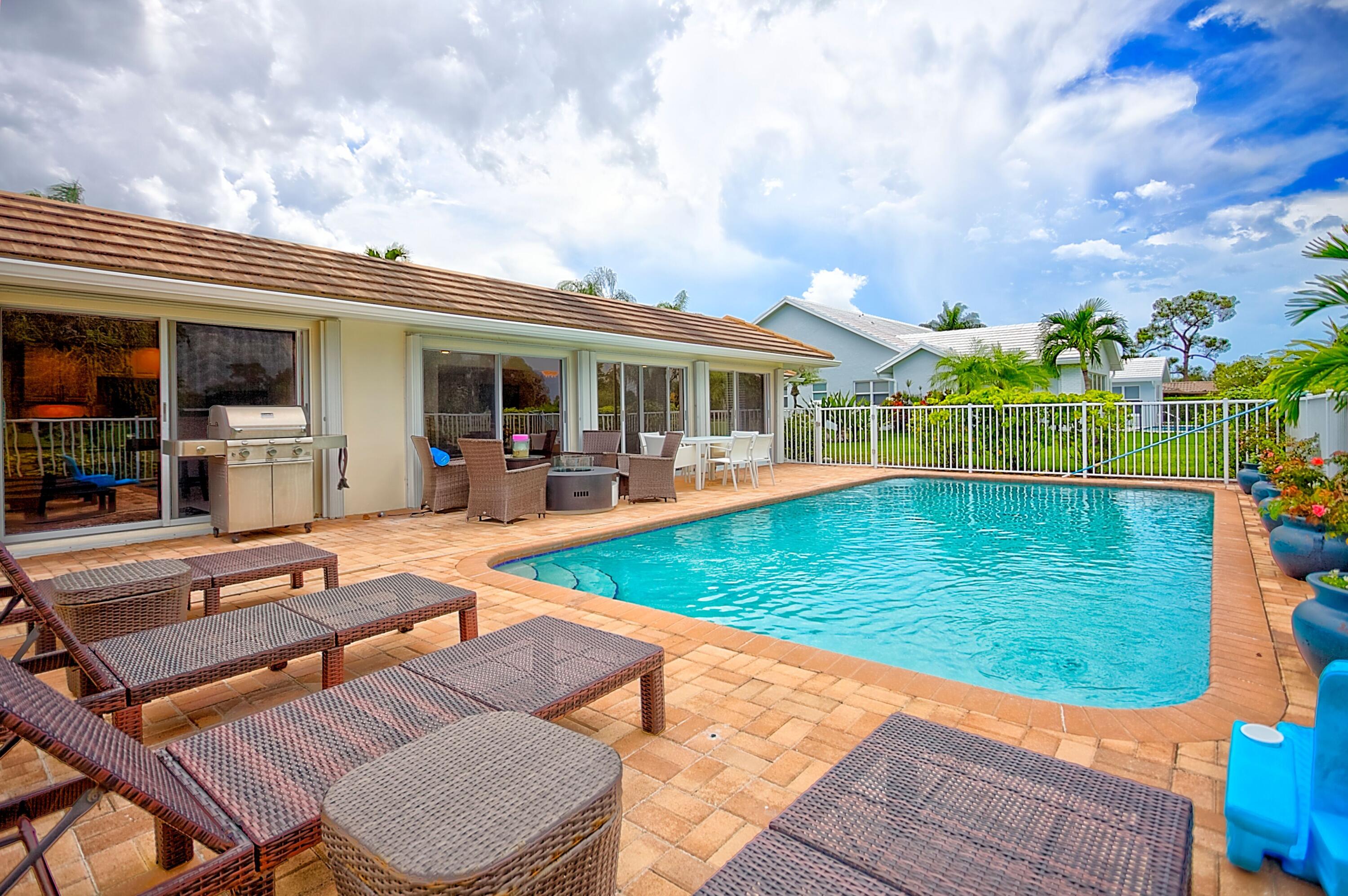 ATLANTIS 8 CITY OF - Residential