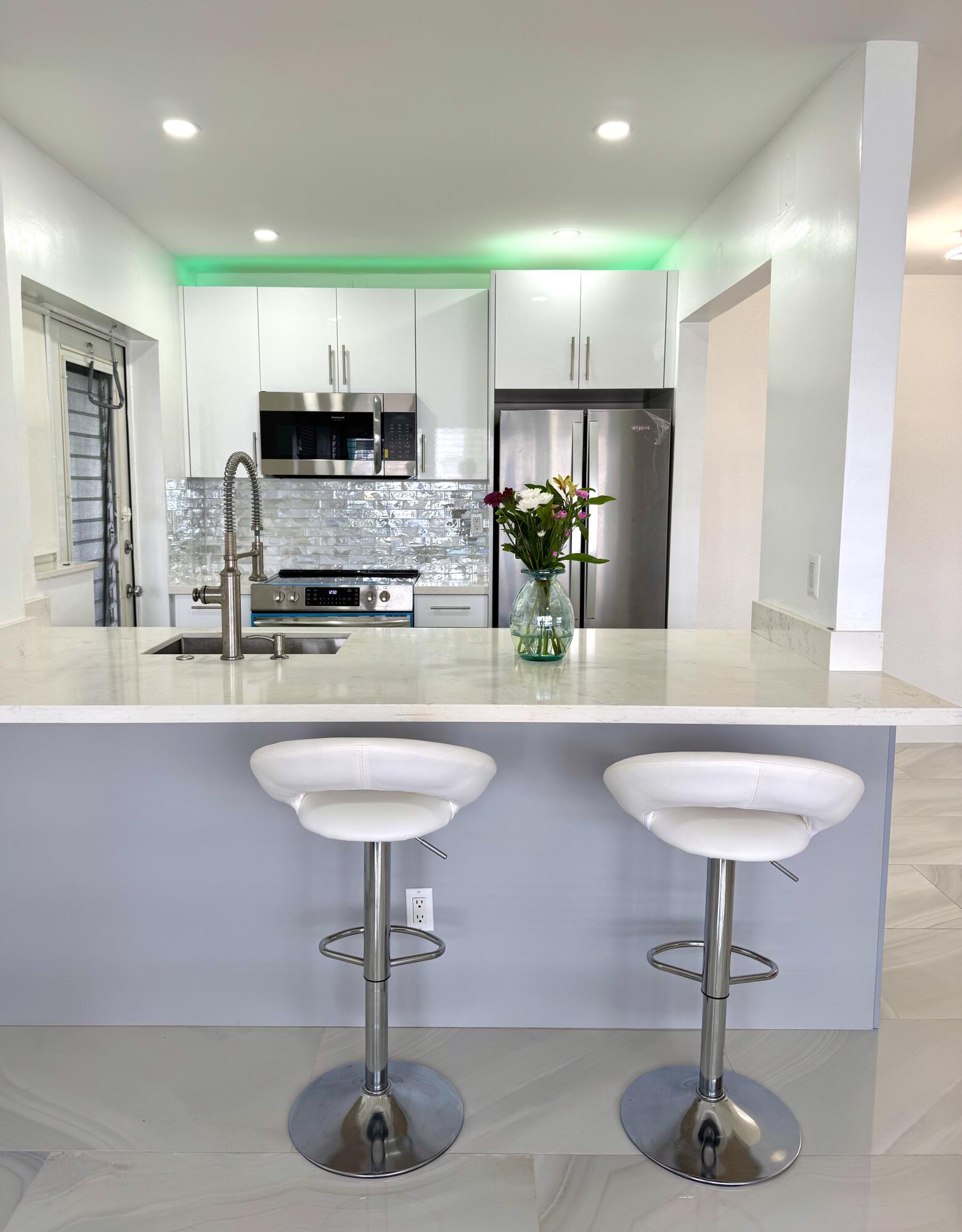 DURHAM APARTMENTS CONDO - Residential