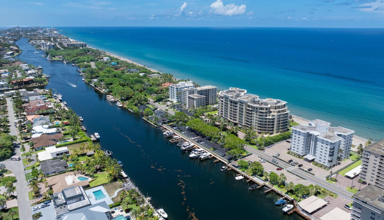 DIAMONDHEAD CONDO - Residential