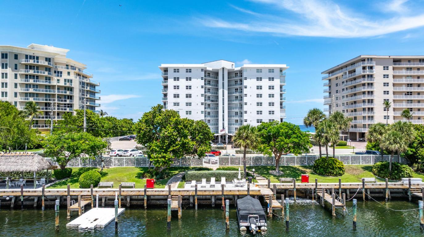 DIAMONDHEAD CONDO - Residential