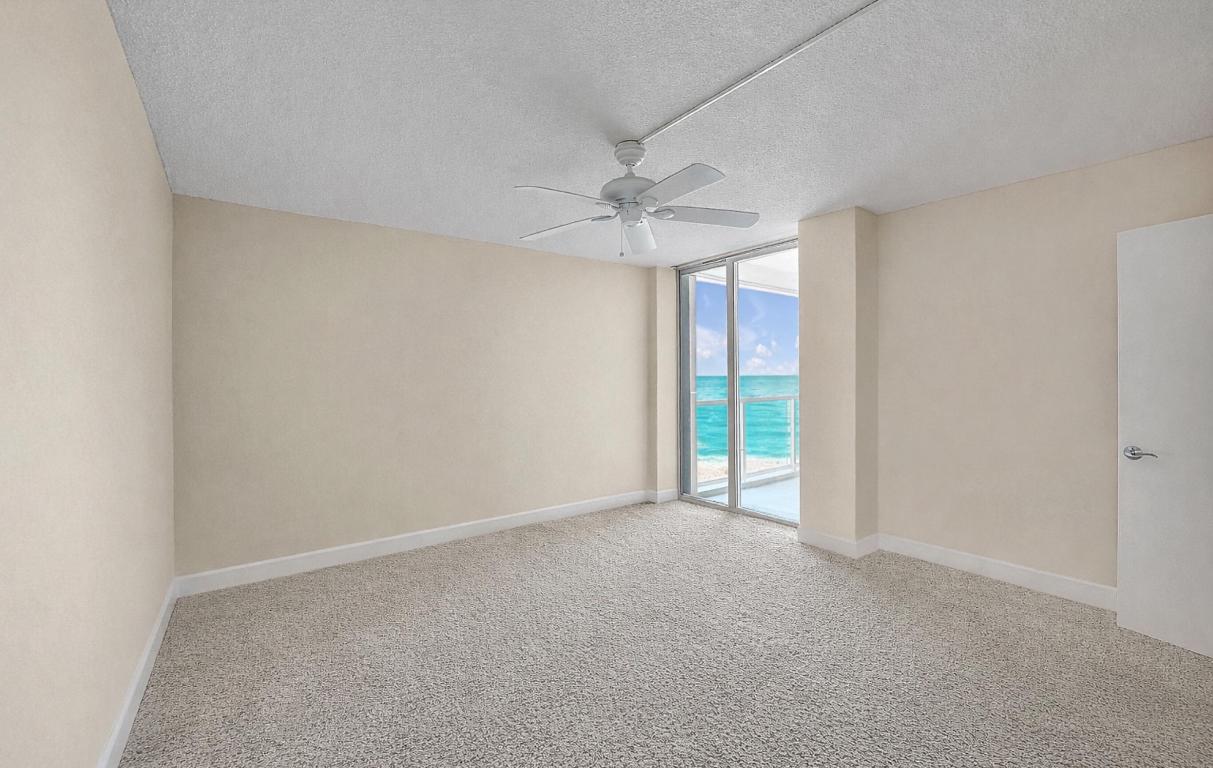 DIAMONDHEAD CONDO - Residential