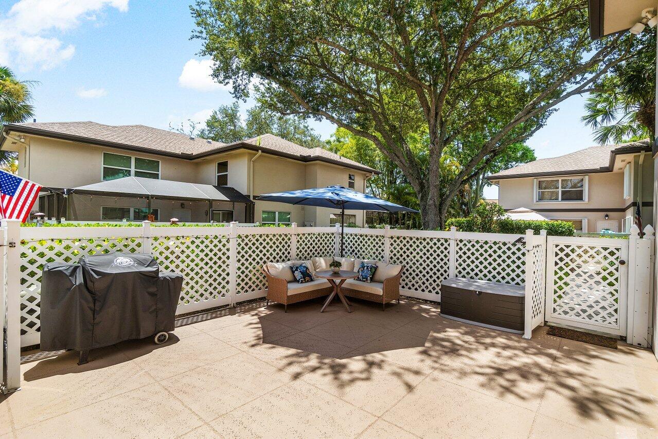 33 Clinton Court C