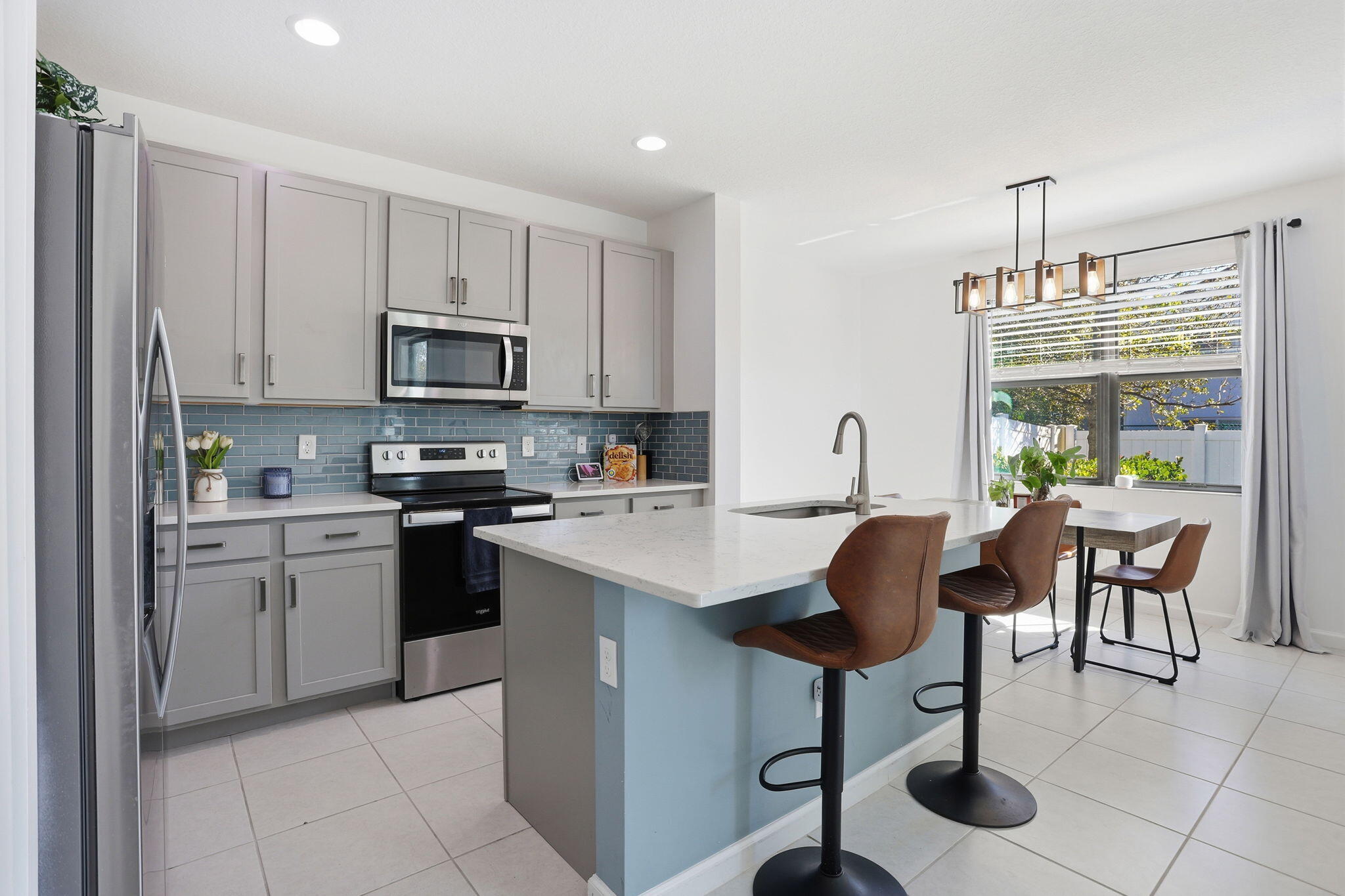 RESIDENCES AT PALM AIRE - Residential