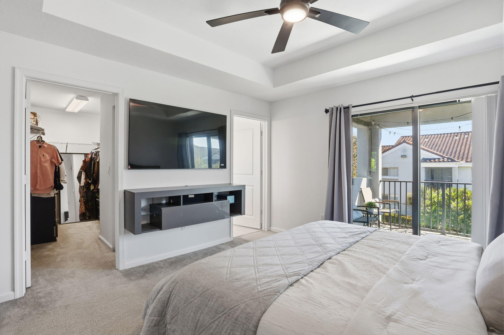 RESIDENCES AT PALM AIRE - Residential