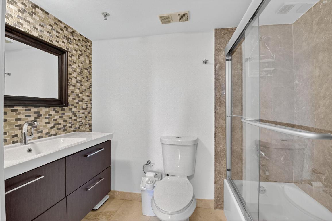 WILLOW WOOD MIDRISE CONDO - Residential Lease