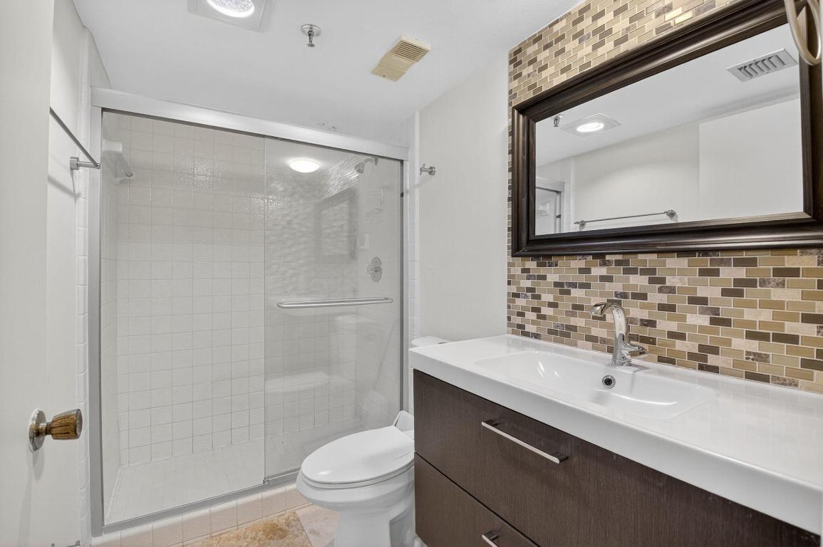 WILLOW WOOD MIDRISE CONDO - Residential Lease