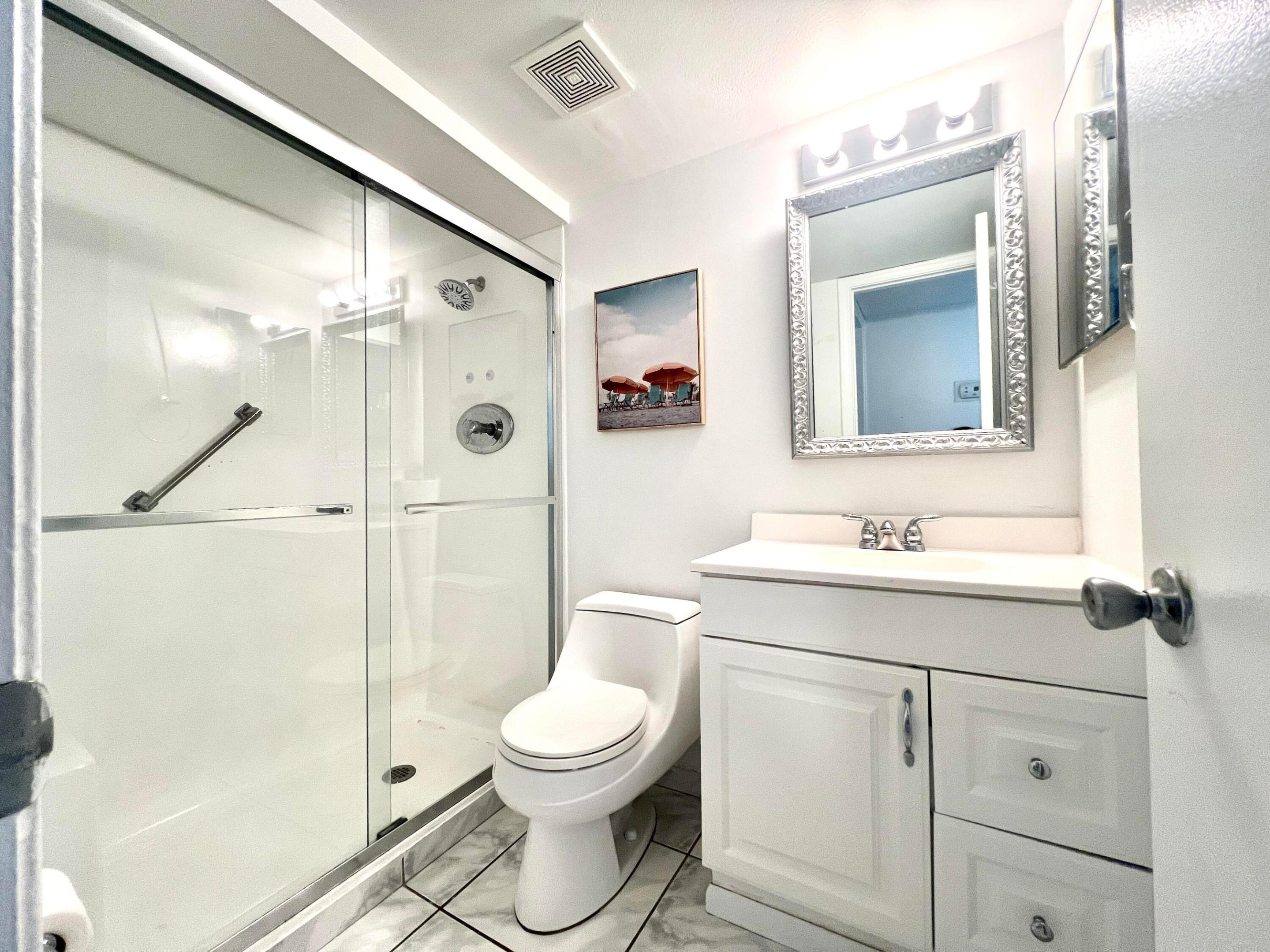 HIDDEN HARBOR CONDOMINIUM - Residential