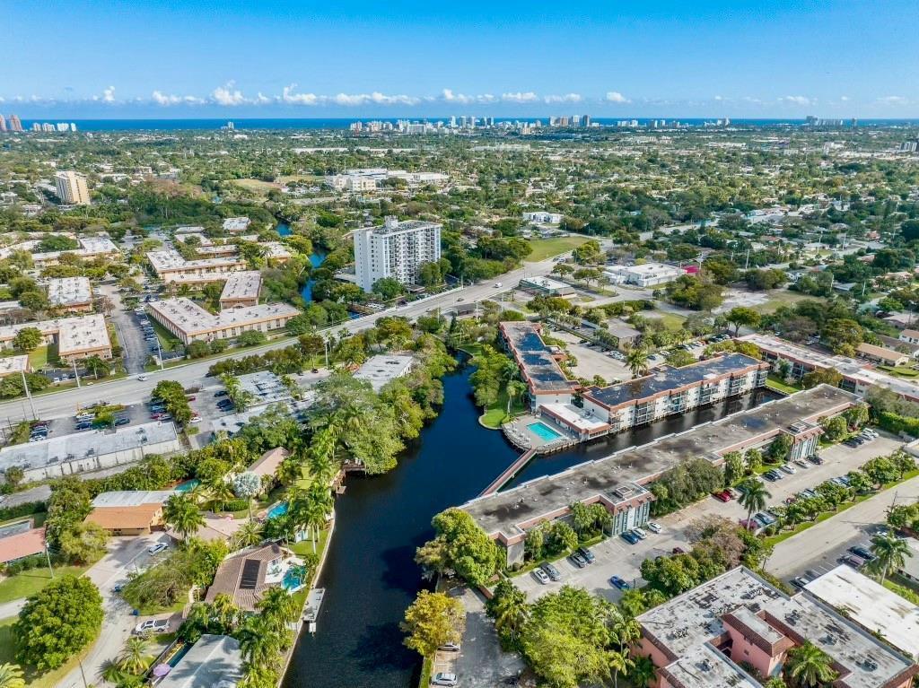 HIDDEN HARBOR CONDOMINIUM - Residential