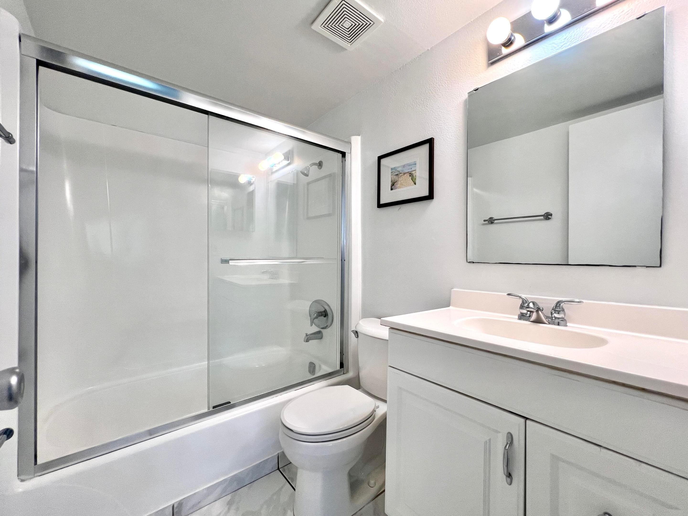 HIDDEN HARBOR CONDOMINIUM - Residential