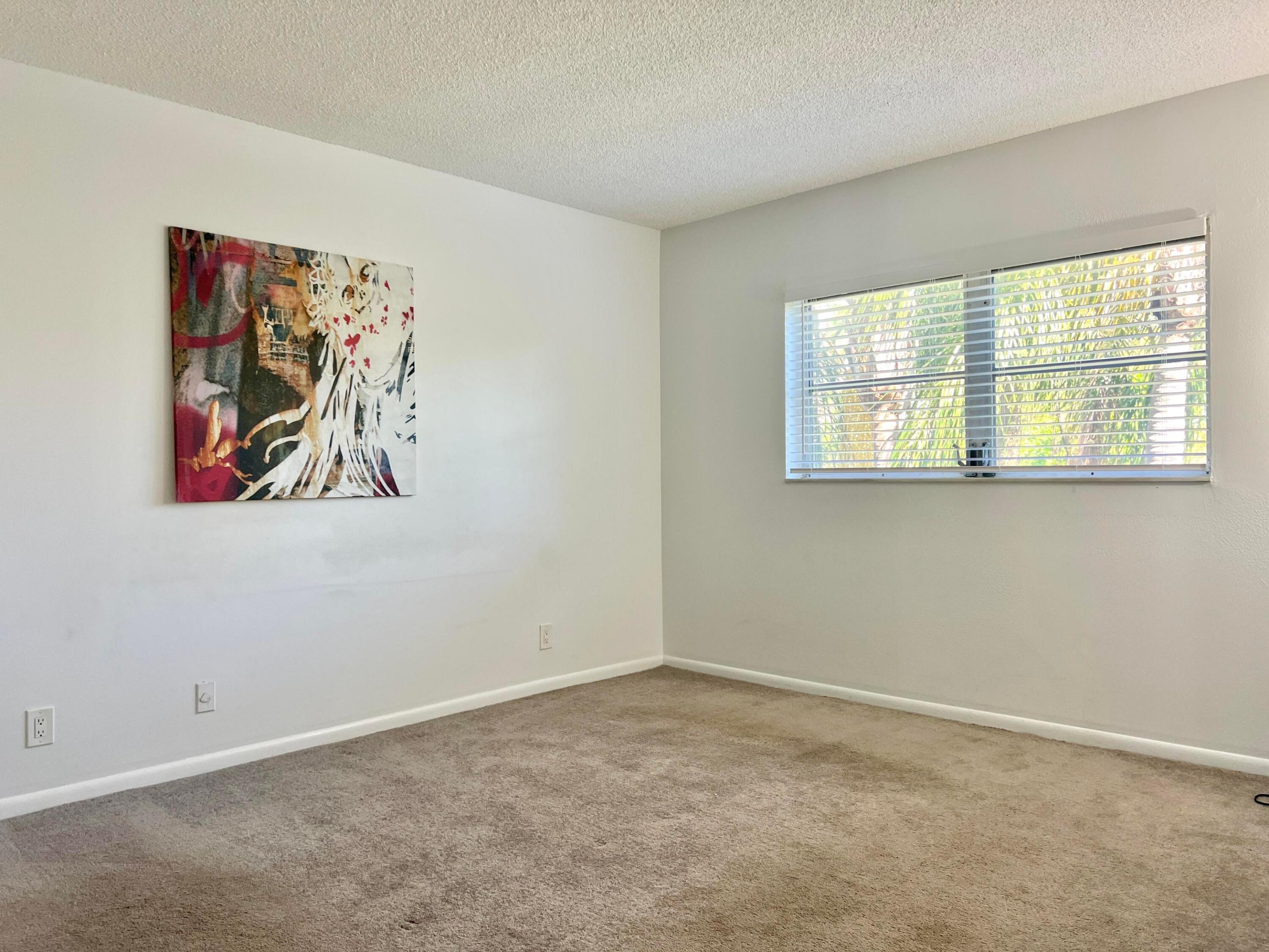 HIDDEN HARBOR CONDOMINIUM - Residential