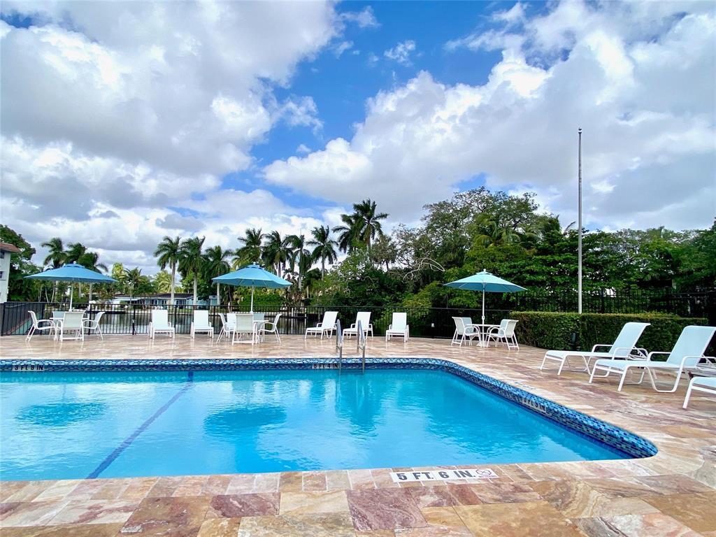 HIDDEN HARBOR CONDOMINIUM - Residential