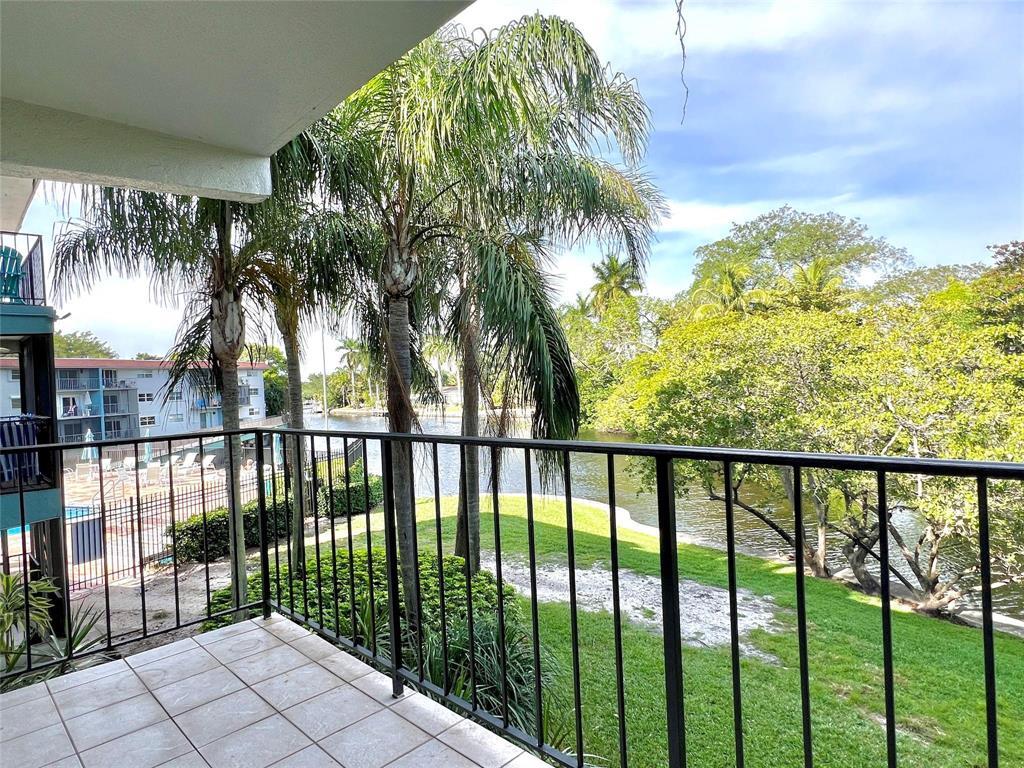 HIDDEN HARBOR CONDOMINIUM - Residential