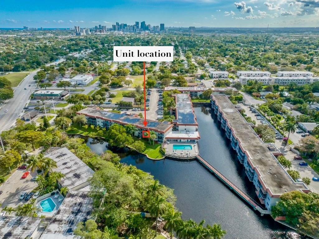 HIDDEN HARBOR CONDOMINIUM - Residential