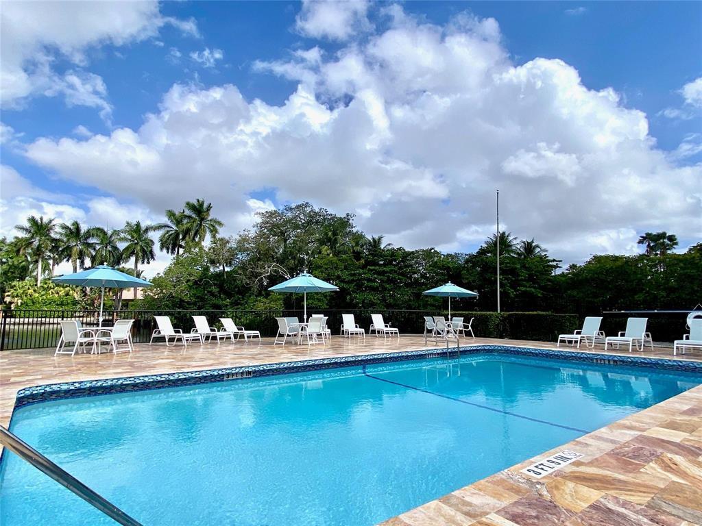 HIDDEN HARBOR CONDOMINIUM - Residential