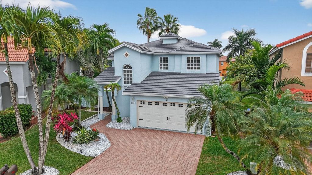 Photo of 10638 NW 7th Street, Pembroke Pines, FL 33026 (MLS # F10545776)