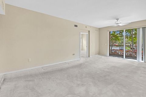 Condominium in Tamarac FL 7715 Yardley Dr Dr 17.jpg