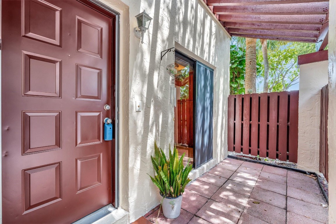 3725 Carambola Circle 2824