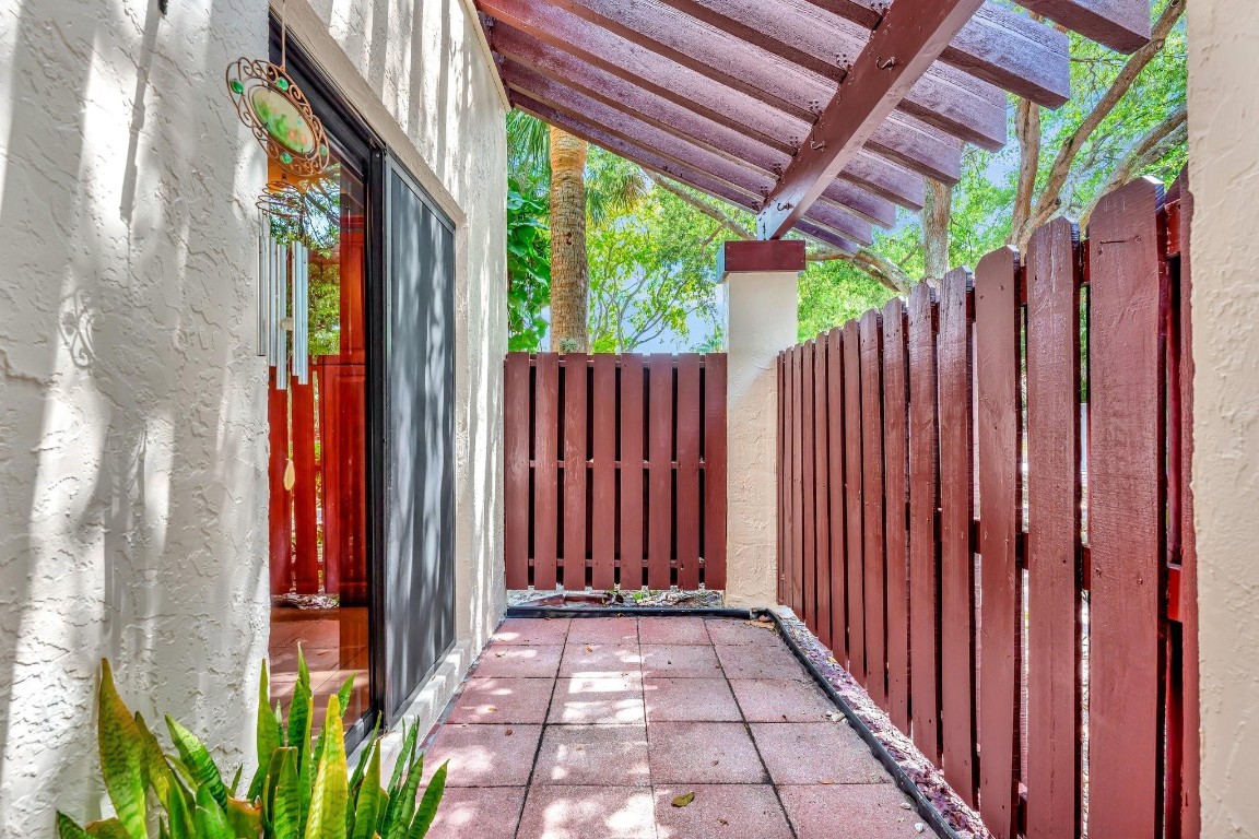 3725 Carambola Circle 2824