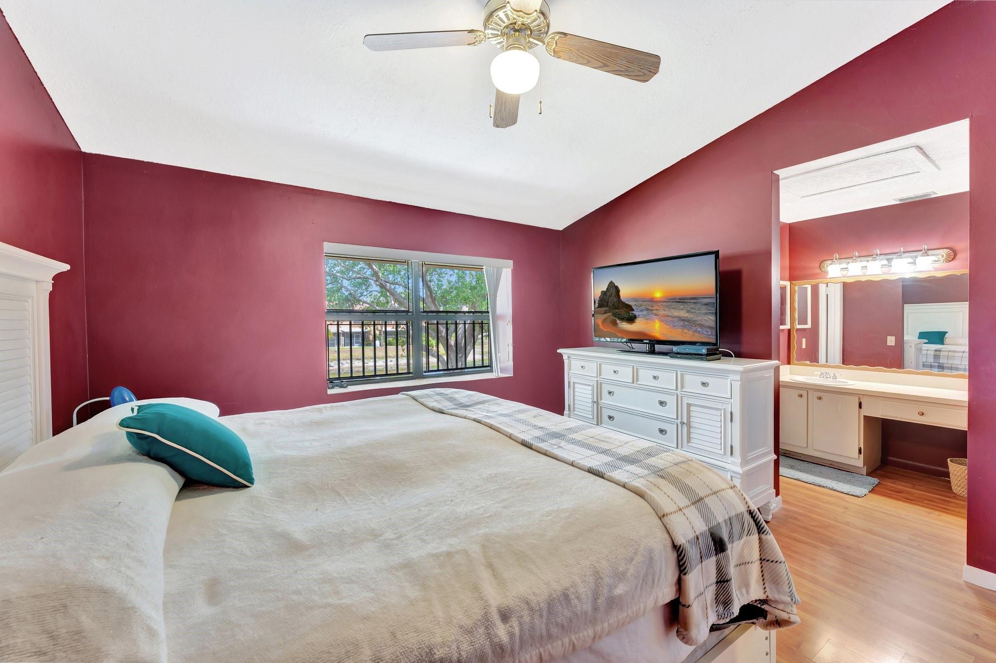 GOLDEN RAINTREE VI - Residential