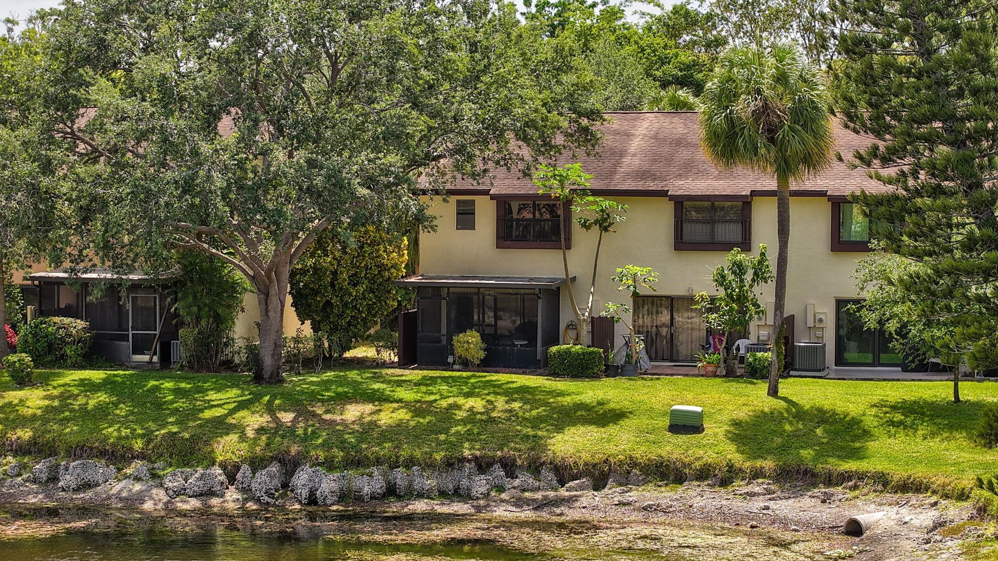 GOLDEN RAINTREE VI - Residential