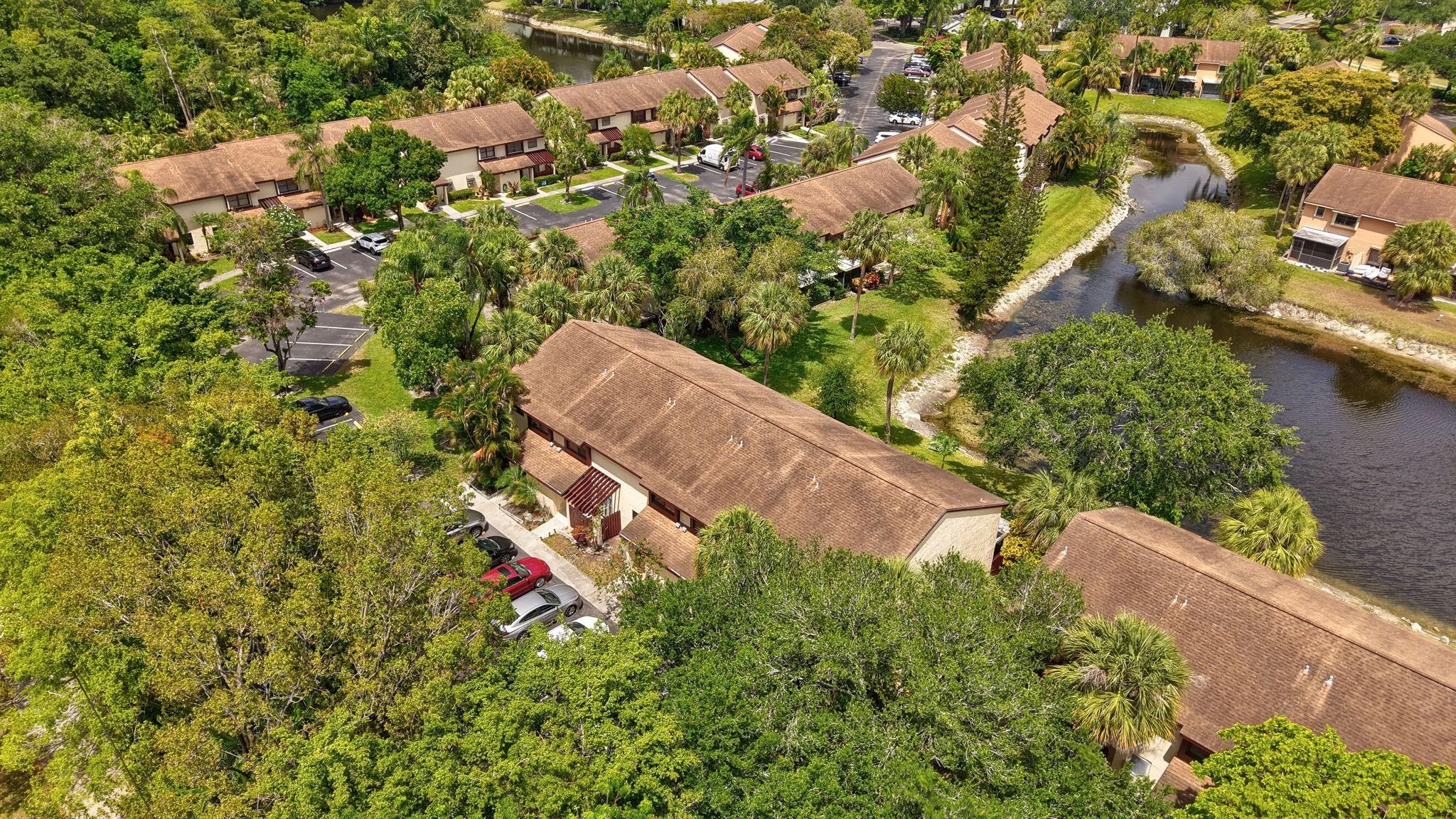 GOLDEN RAINTREE VI - Residential