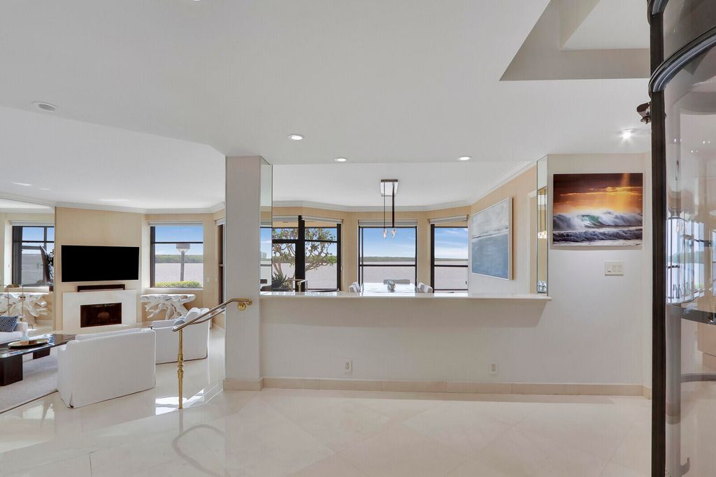Photo of 100 Lakeshore Drive #L6, North Palm Beach, FL 33408 (MLS # R11018965)
