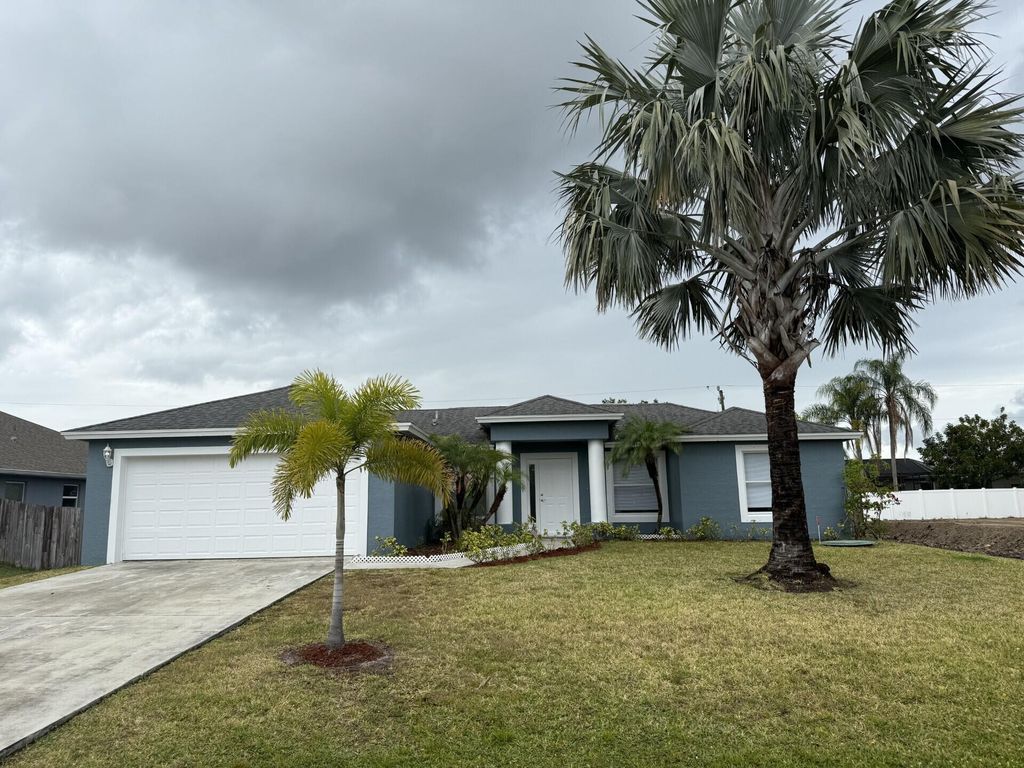 Photo of 325 SW Nativity Terrace, Port Saint Lucie, FL 34984 (MLS # R11087201)