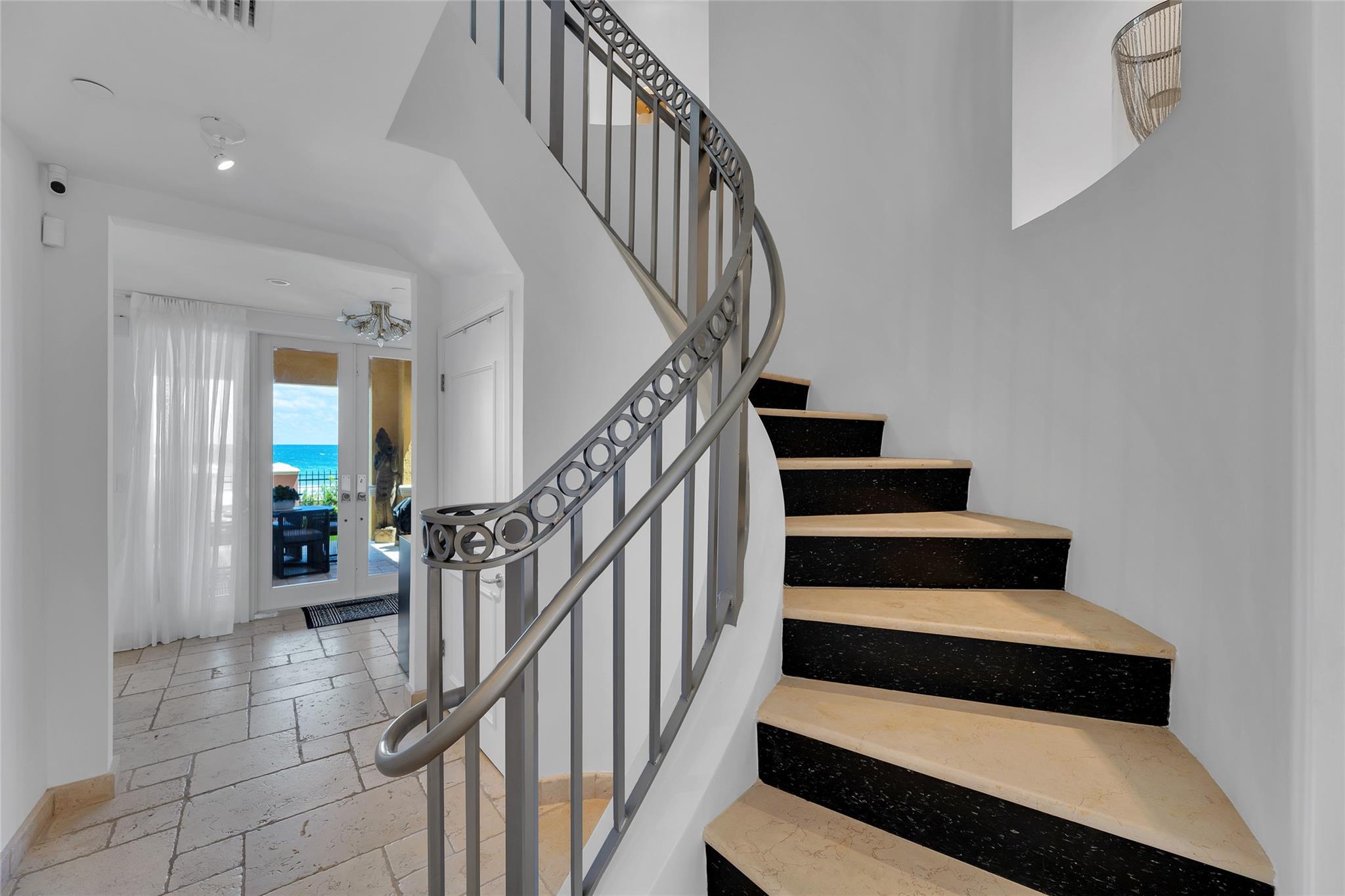 The Palms Townhouse Condo - Residential