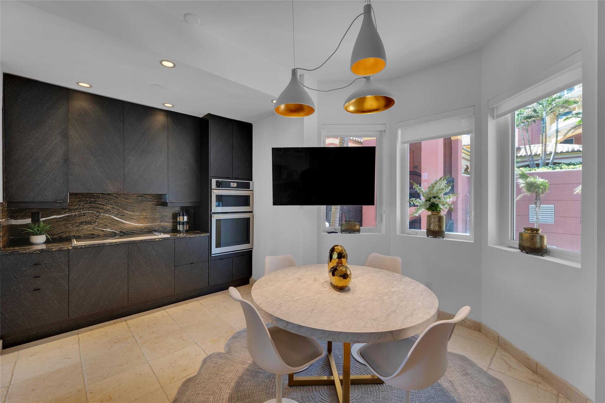 The Palms Townhouse Condo - Residential