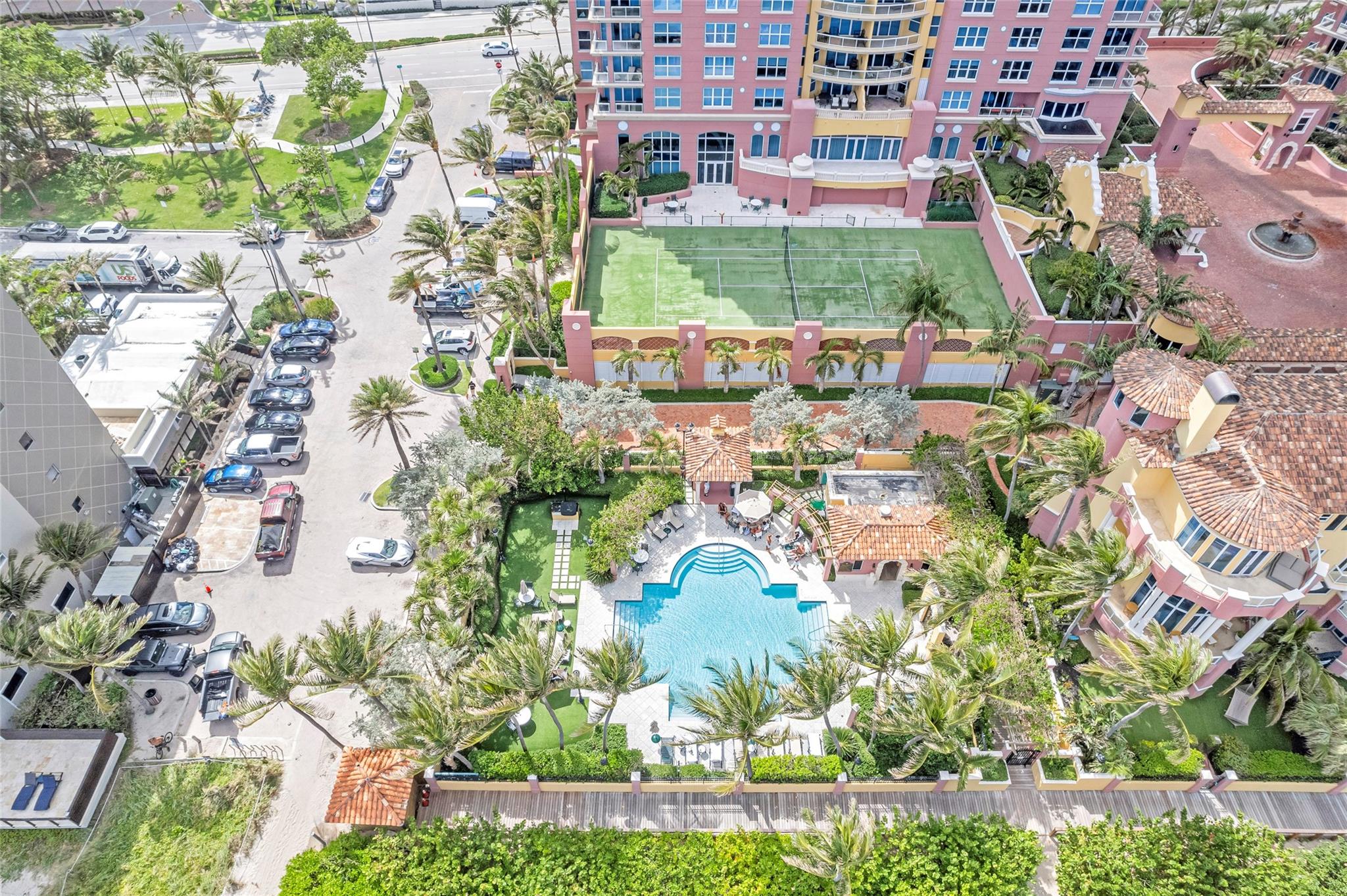 The Palms Townhouse Condo - Residential