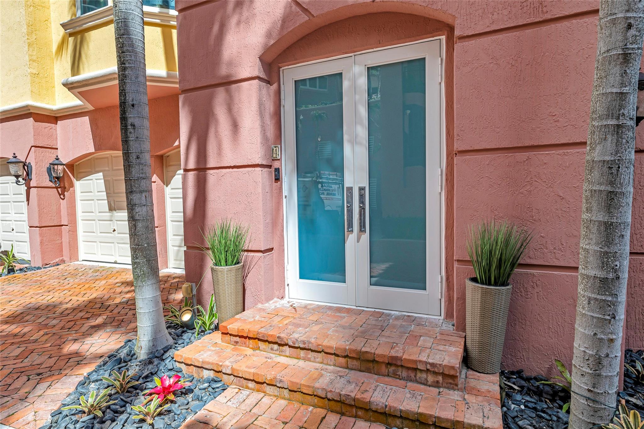 The Palms Townhouse Condo - Residential