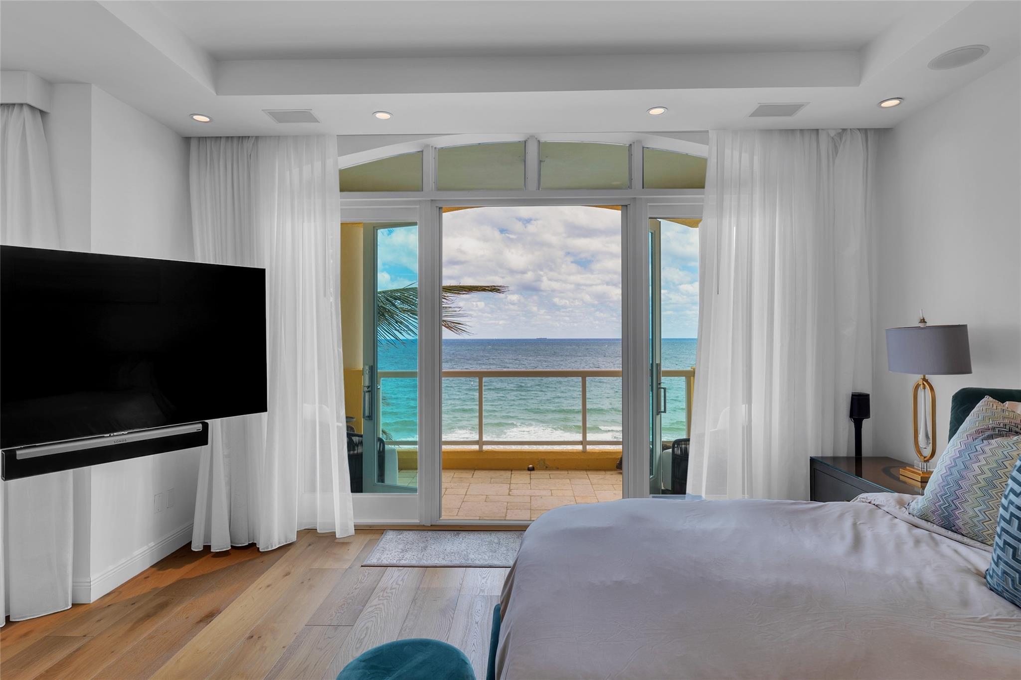 The Palms Townhouse Condo - Residential