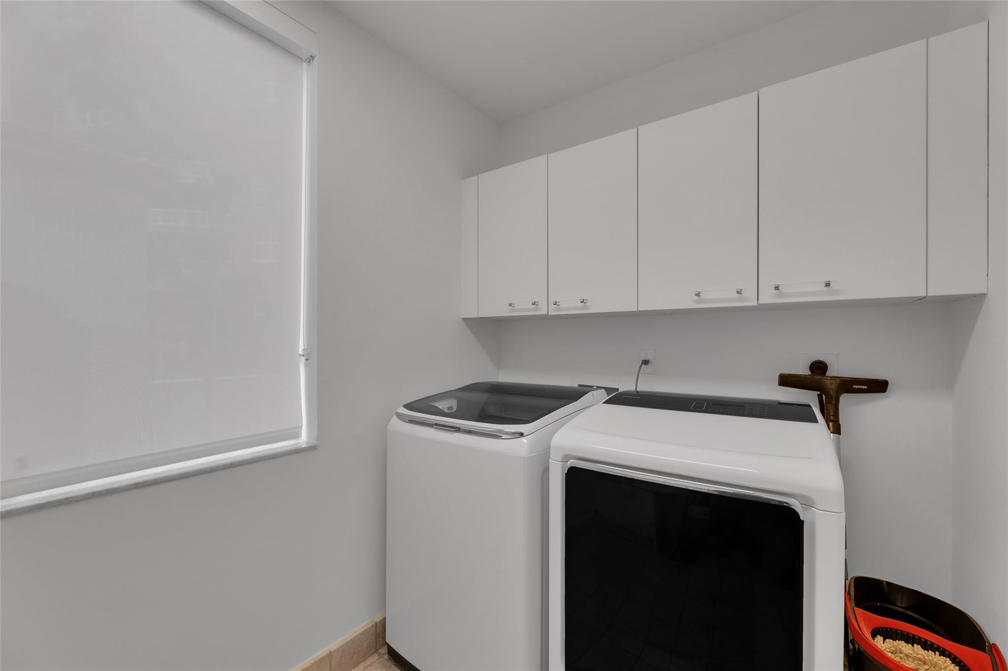 The Palms Townhouse Condo - Residential