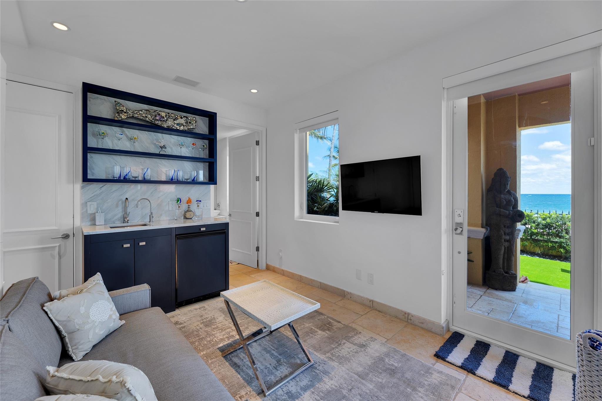 The Palms Townhouse Condo - Residential