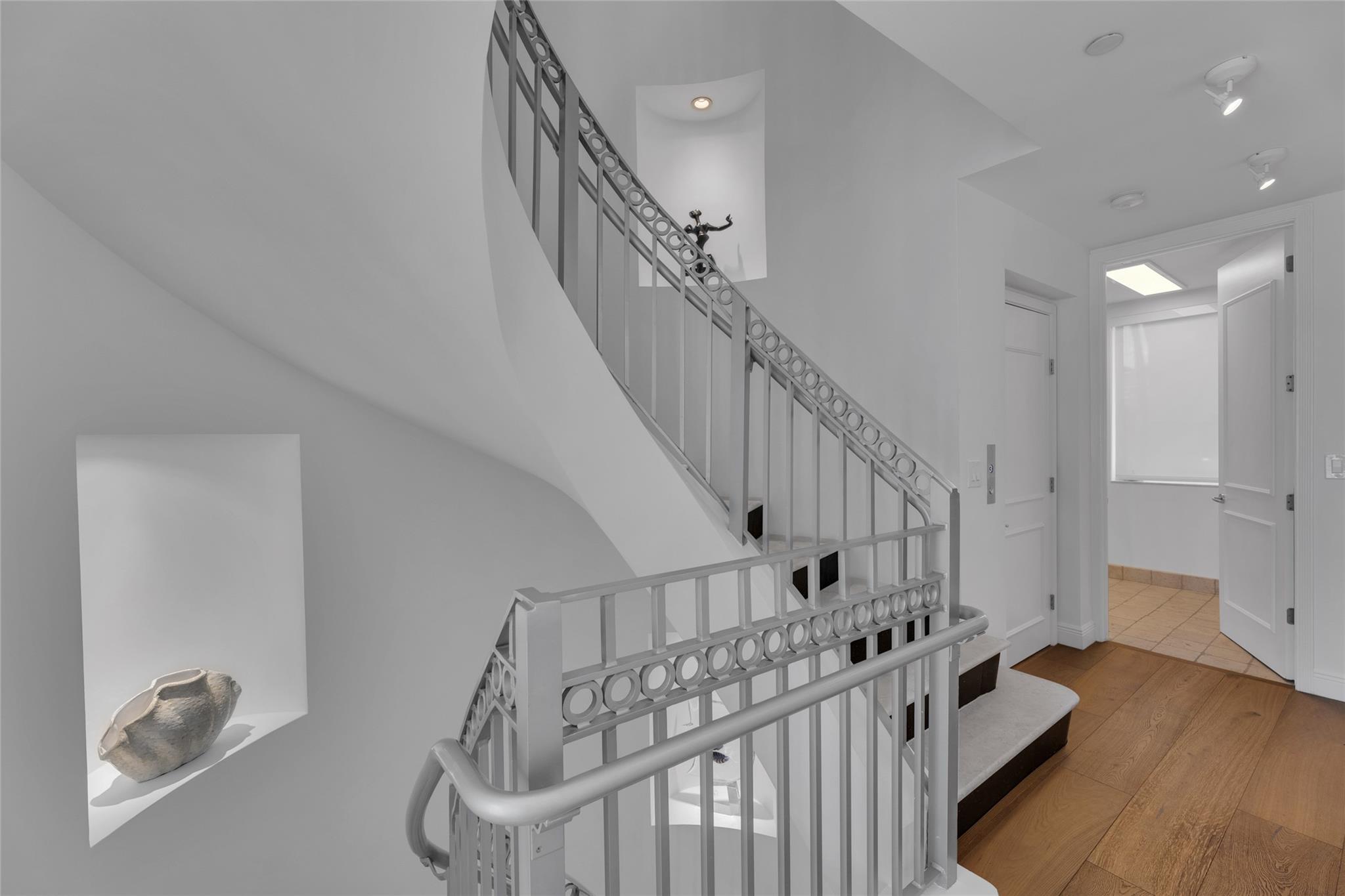 The Palms Townhouse Condo - Residential