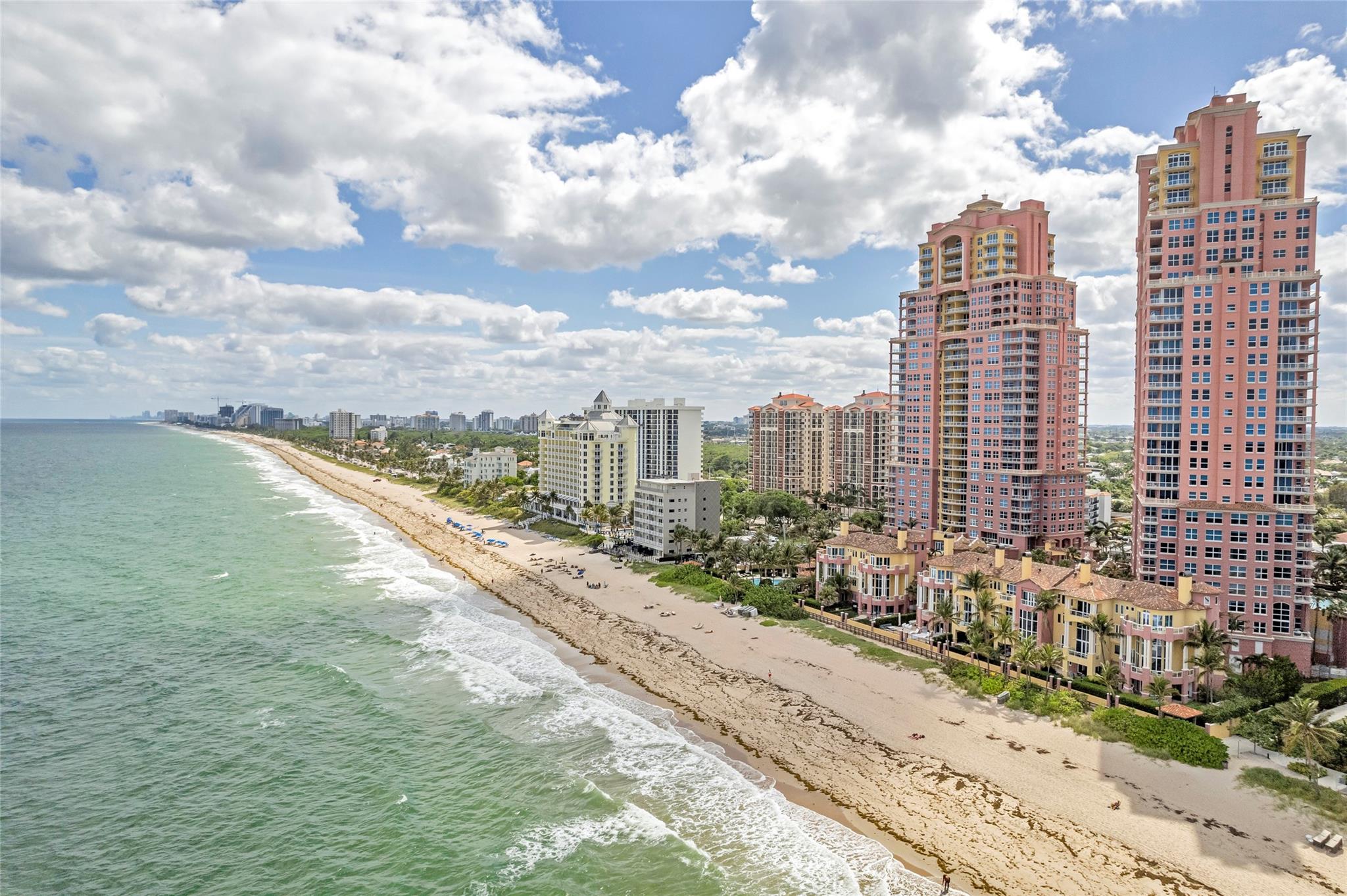 The Palms Townhouse Condo - Residential