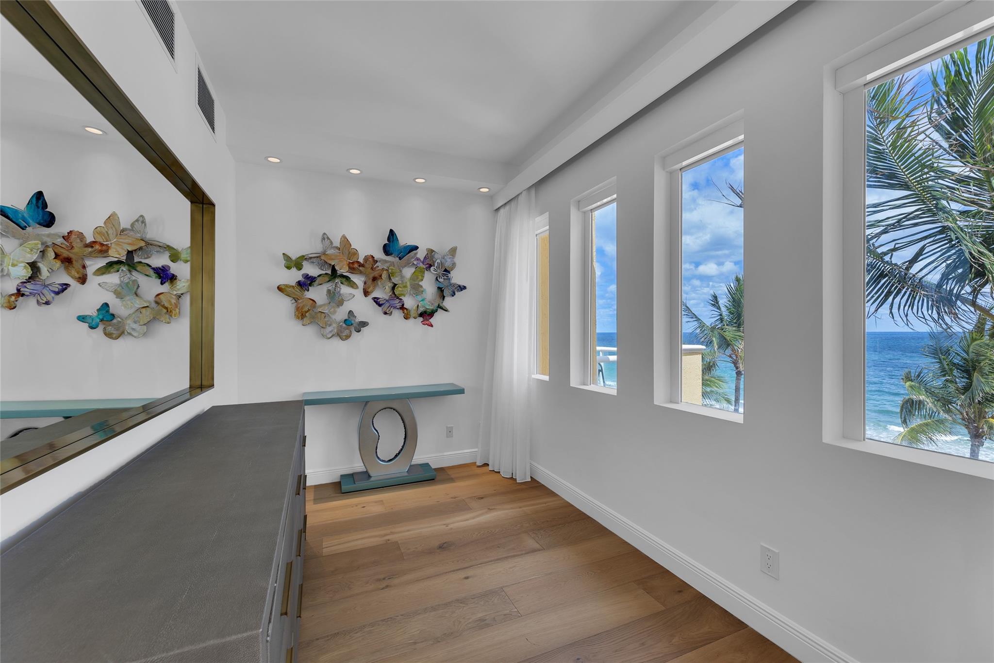 The Palms Townhouse Condo - Residential