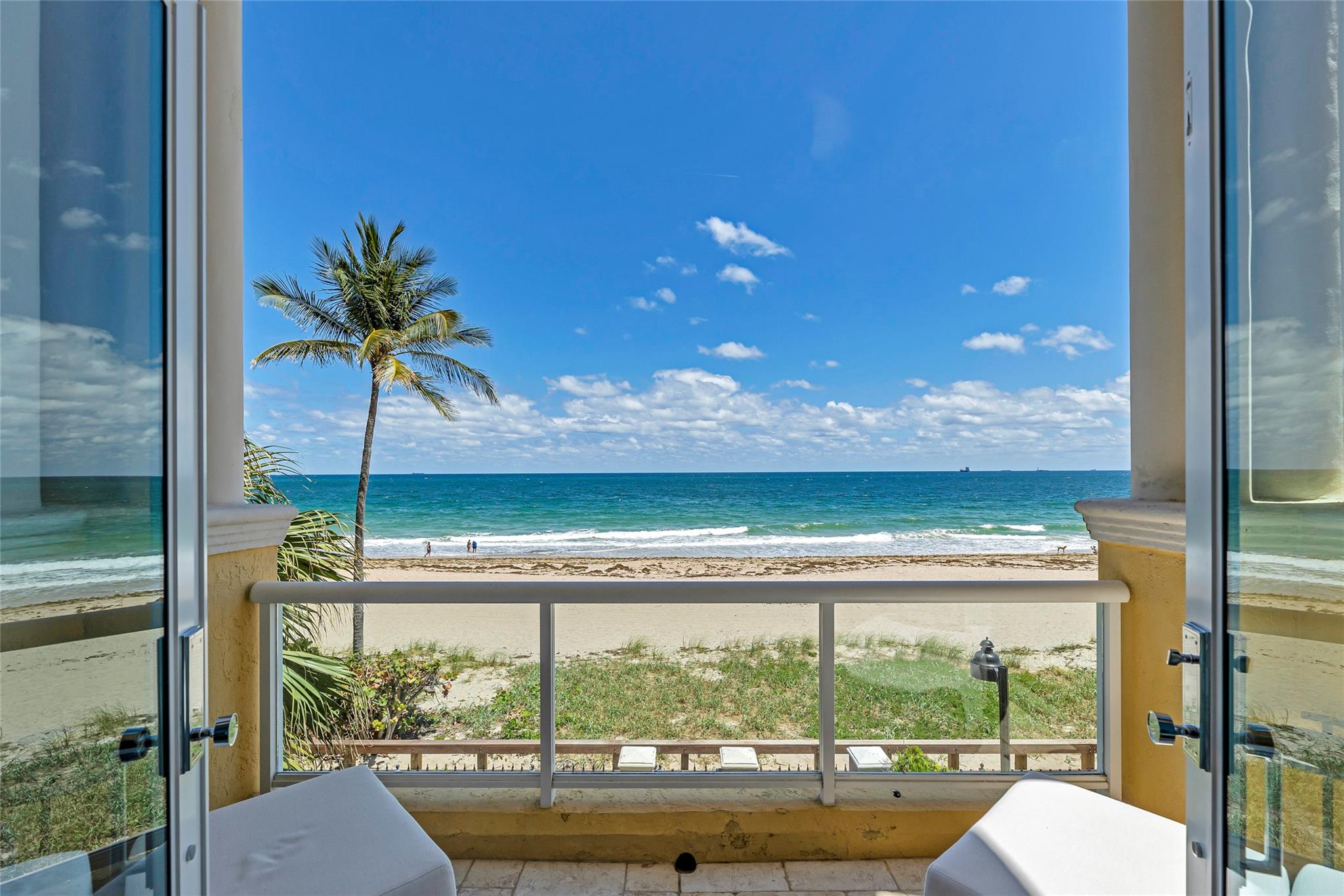 The Palms Townhouse Condo - Residential