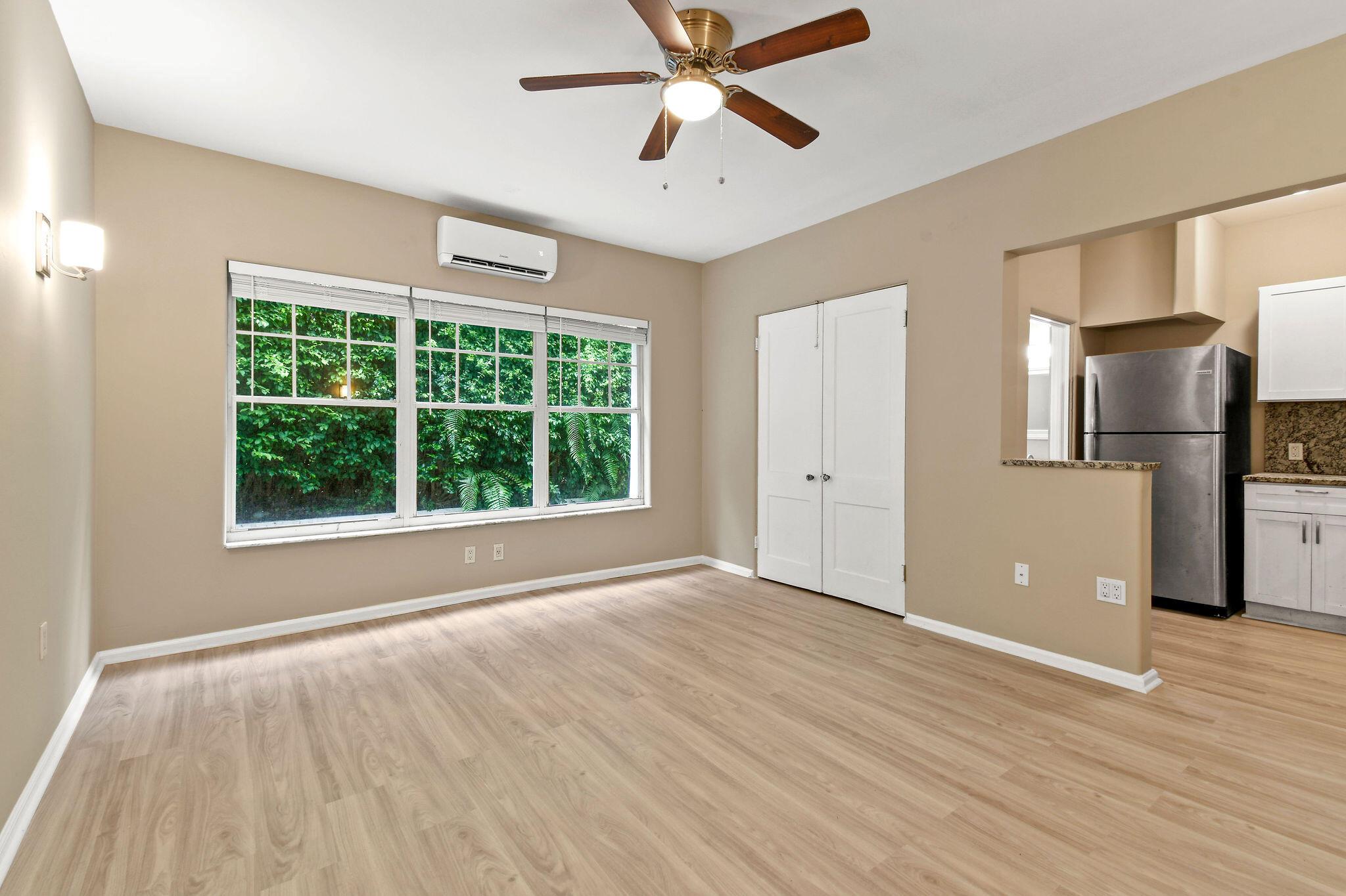 This recently renovated studio apartment with modern updates is ideally located right in the heart of Palm Beach. With close proximity to Worth Ave, the intracoastal, the beach, and downtown, this unit gives you easy access to all of the wonderful things that Palm Beach has to offer.