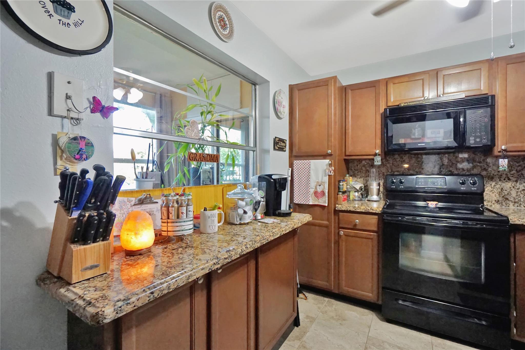 SABAL PALM - Residential