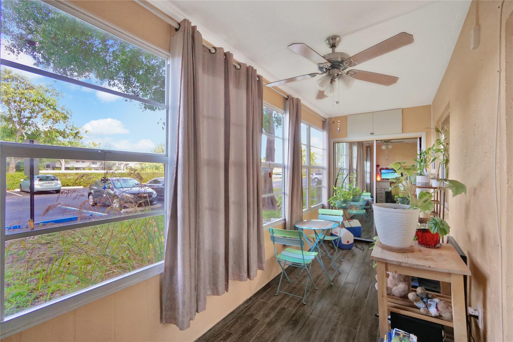 SABAL PALM - Residential