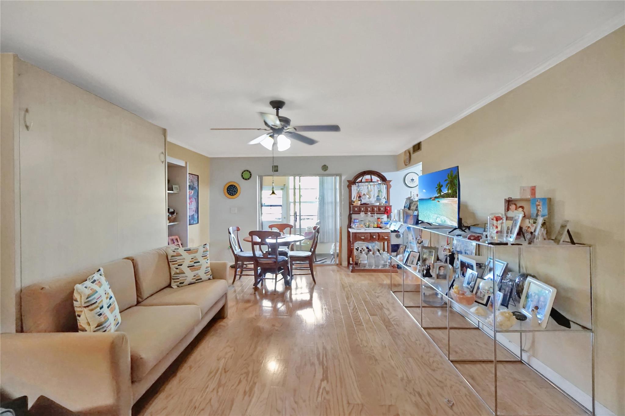 SABAL PALM - Residential