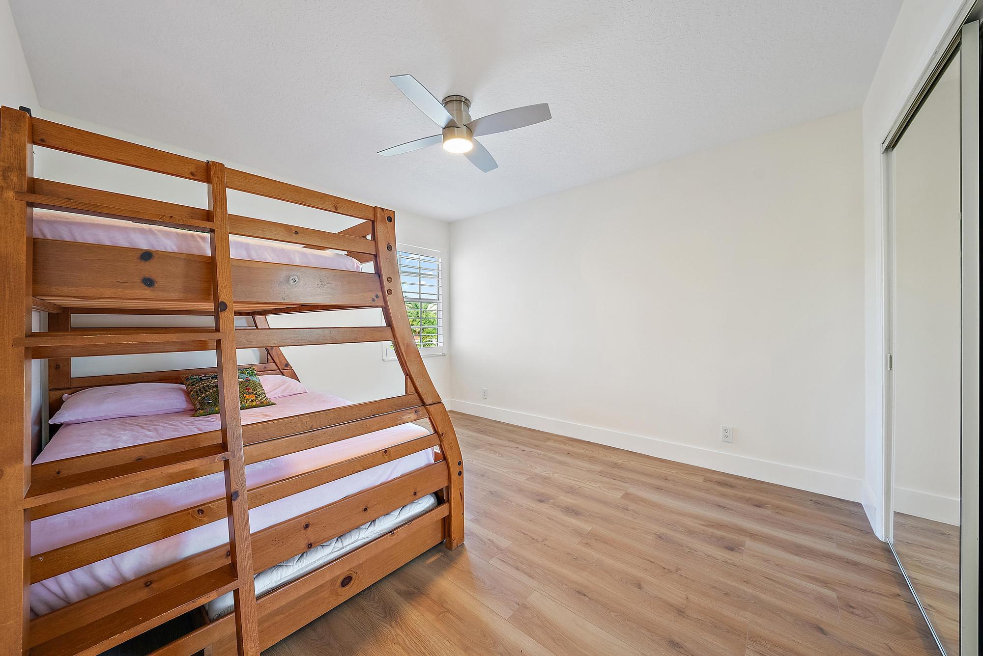 IBIS GOLF AND COUNTRY CLU - Residential