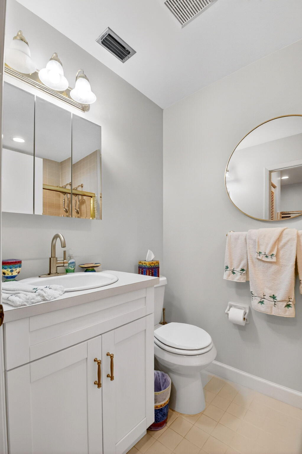 ARBOURS OF THE PALM BEACHES CONDO - Residential