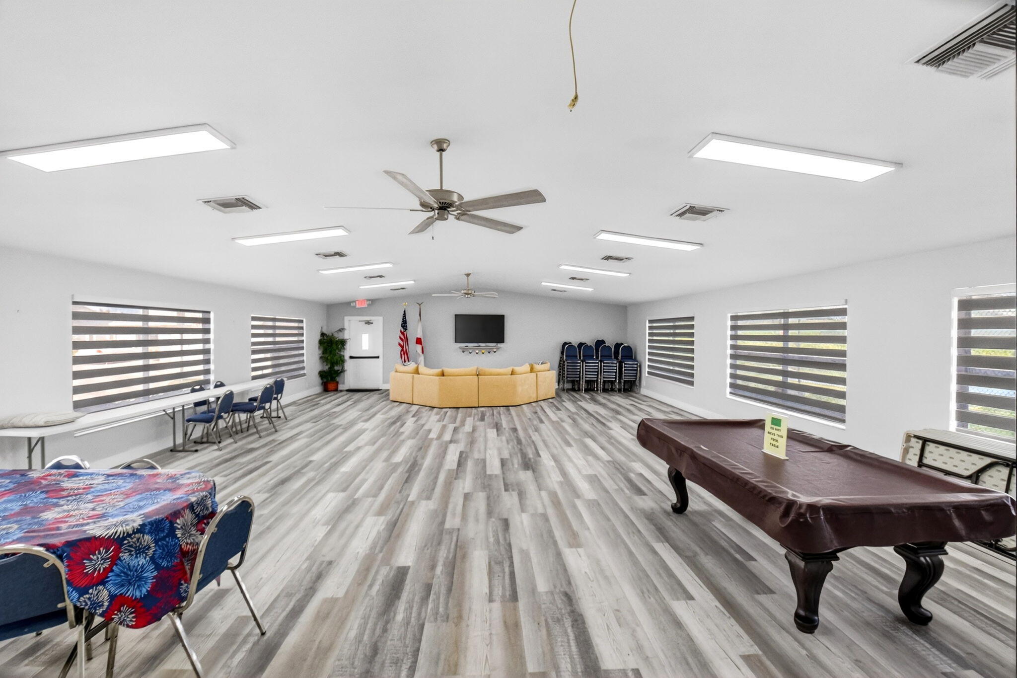 ARBOURS OF THE PALM BEACHES CONDO - Residential