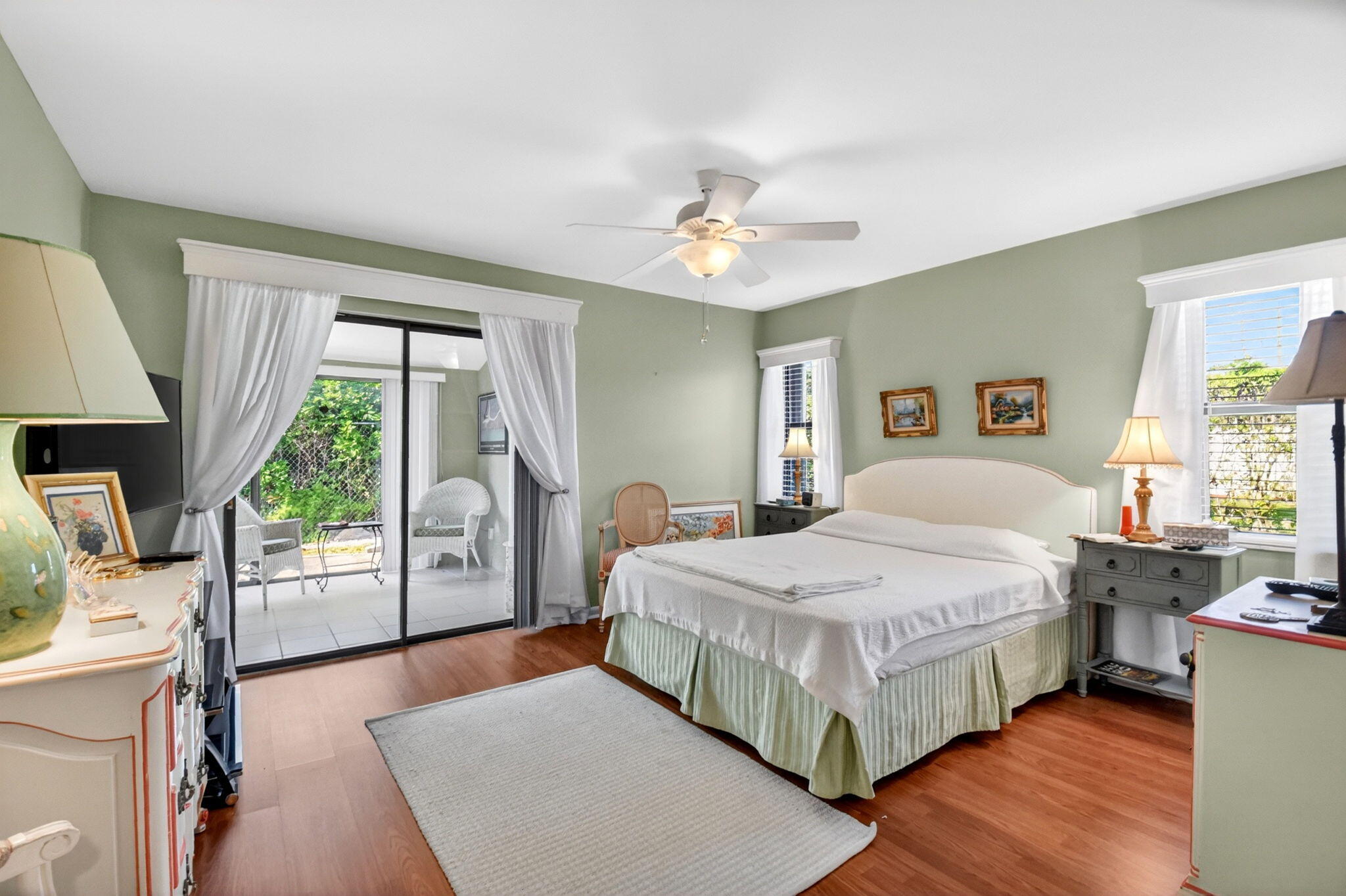 ARBOURS OF THE PALM BEACHES CONDO - Residential