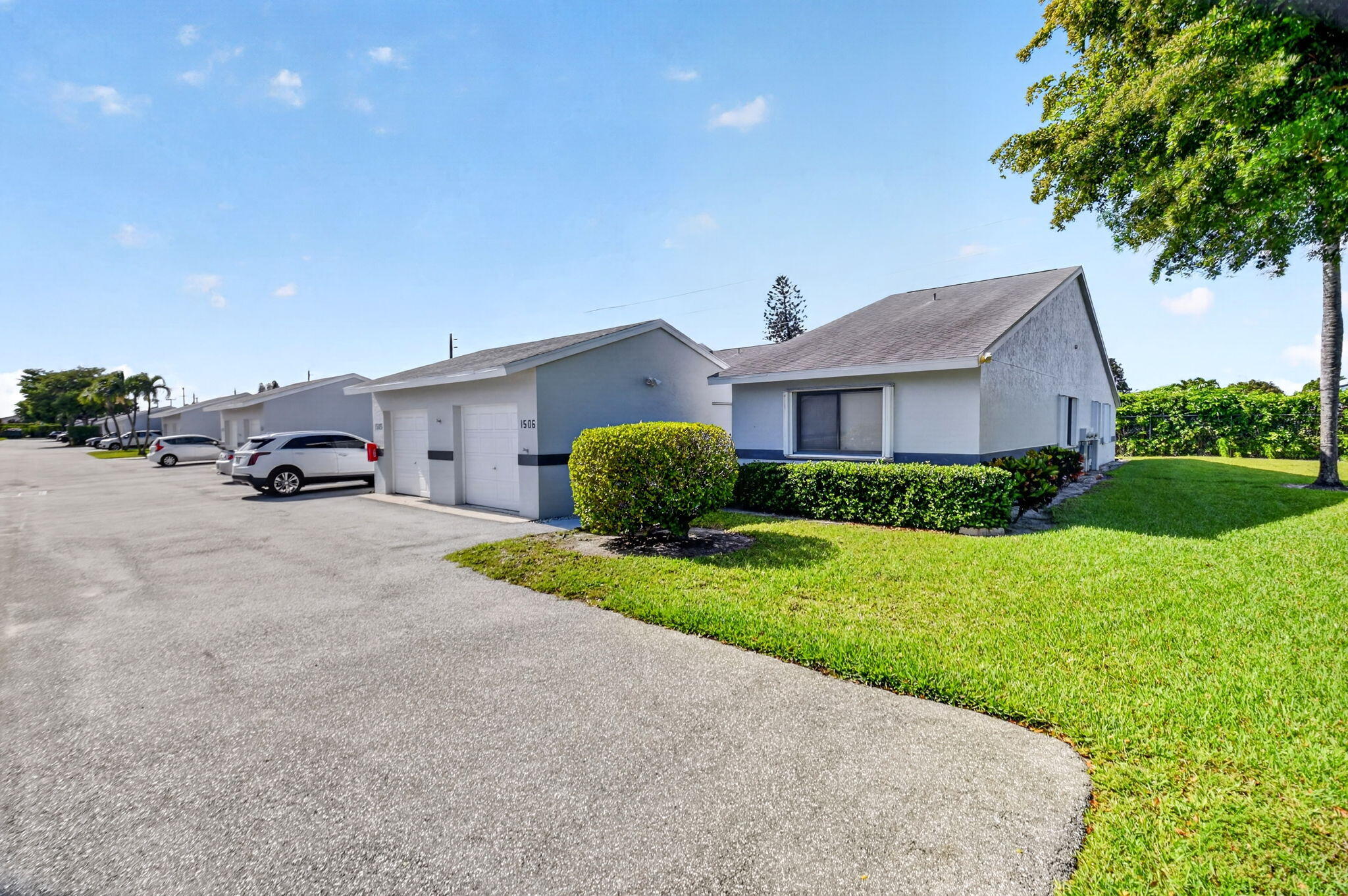 ARBOURS OF THE PALM BEACHES CONDO - Residential