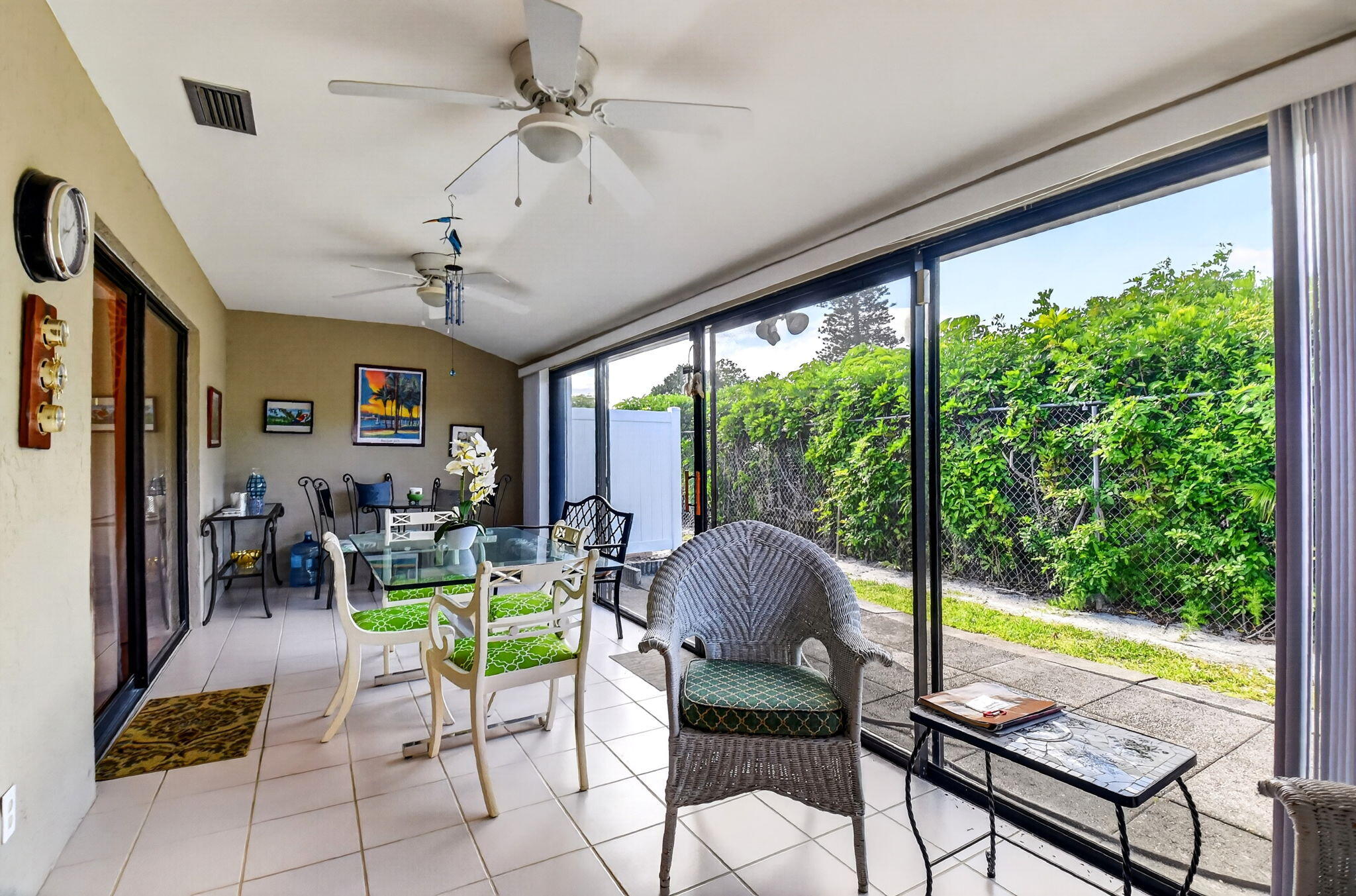 ARBOURS OF THE PALM BEACHES CONDO - Residential